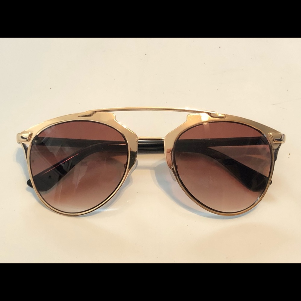 Gold crossbar sunglasses